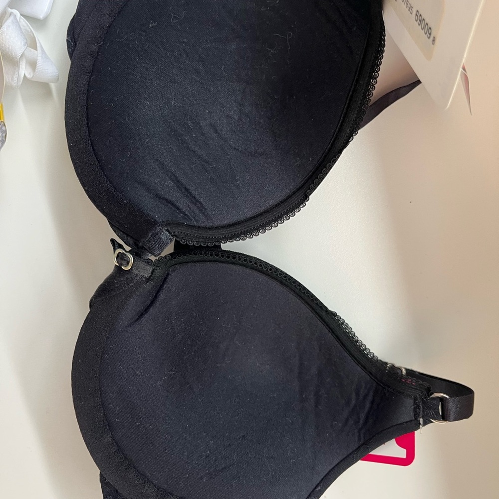 Lily of France Black and White Women's Bras Set NWT 32A - Picture 7 of 9